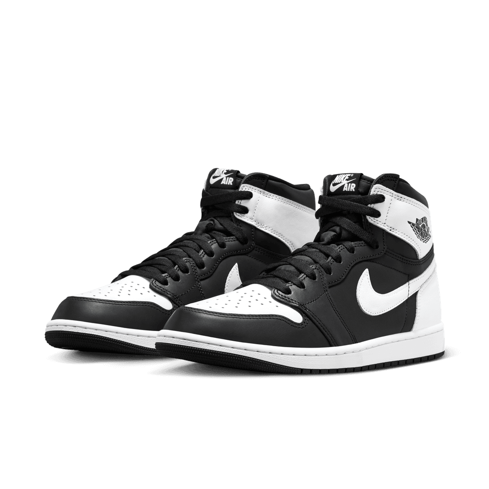 Air Jordan 1 Retro High OG Black White