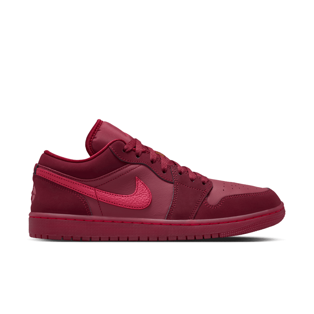 W Air Jordan 1 Low SE 'Valentines Day'
