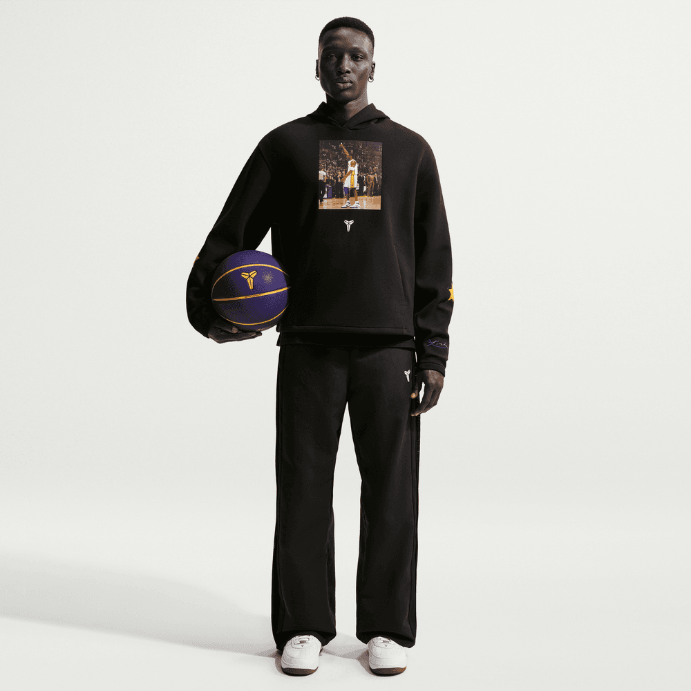 Nike Kobe '81 Points' Pullover Hoody Black IO9561-010