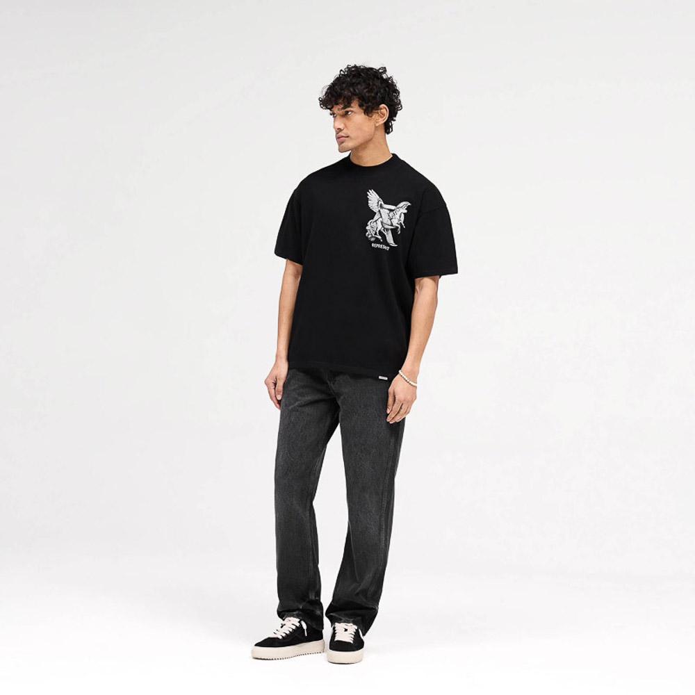 Represent Elegance In Motion Tee Jet Black