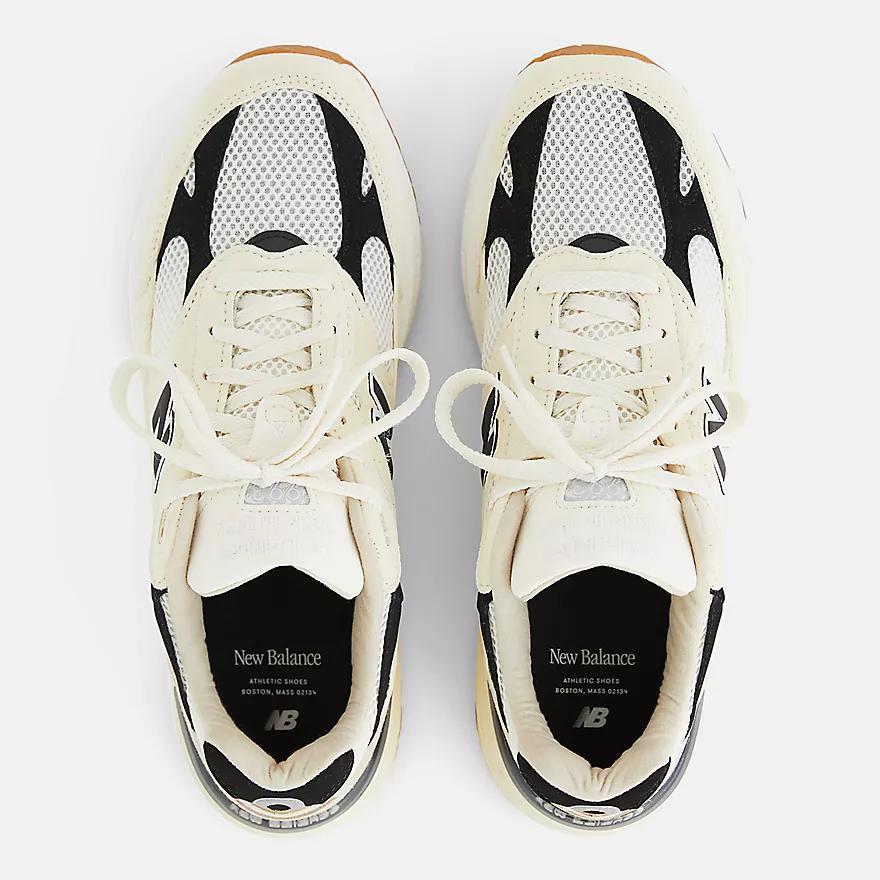New Balance Made in USA 993 Sea Salt / Black