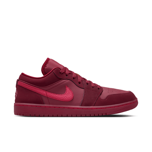 W Air Jordan 1 Low SE 'Valentines Day'