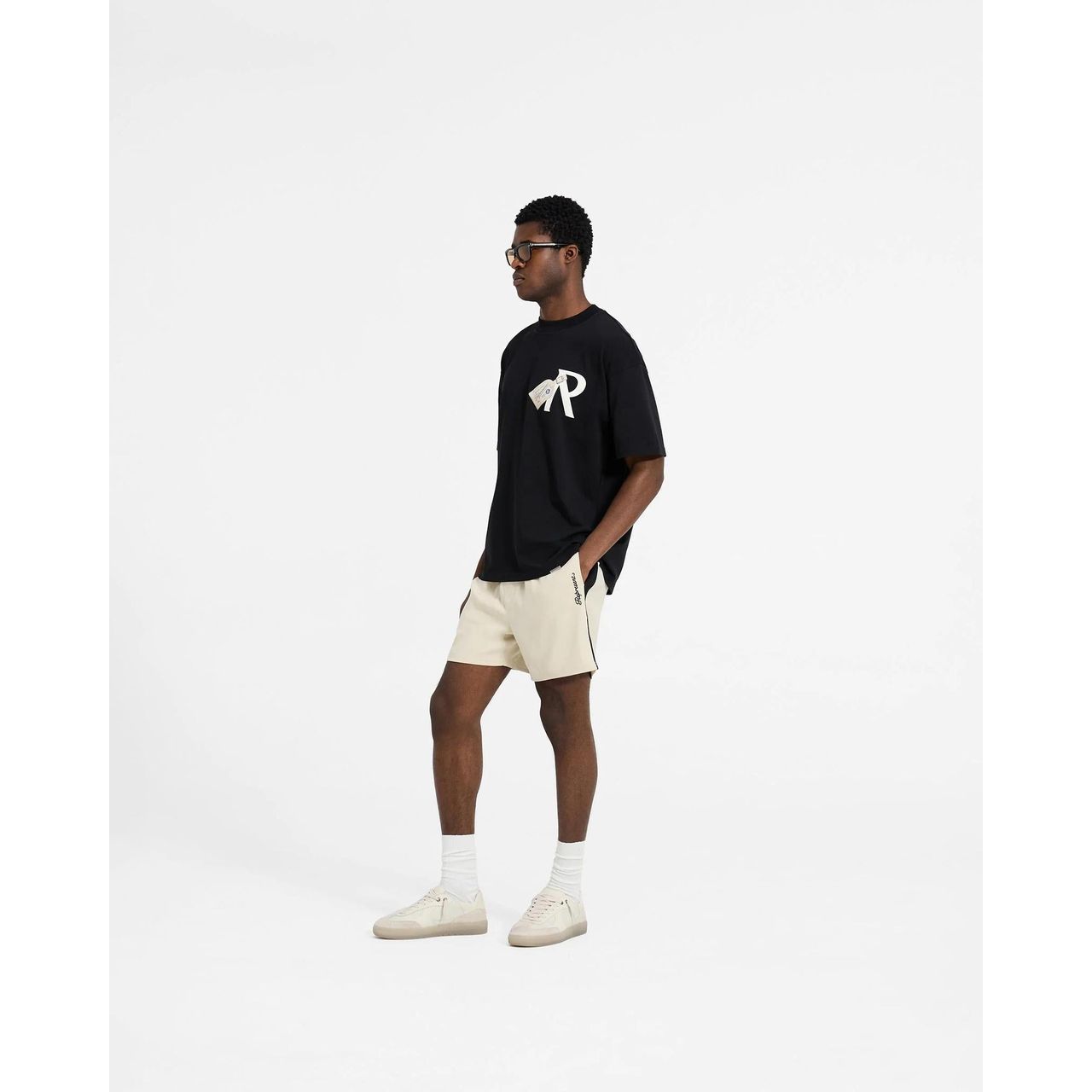 Represent Luggage Tag Tee Jet Black – AWOL